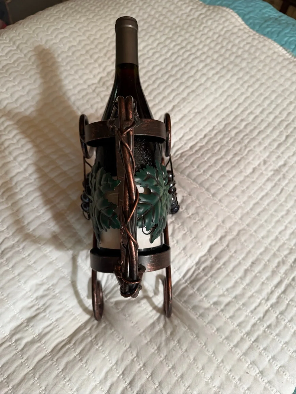 Metal Grape Vine Wine Bottle Holder - Brown